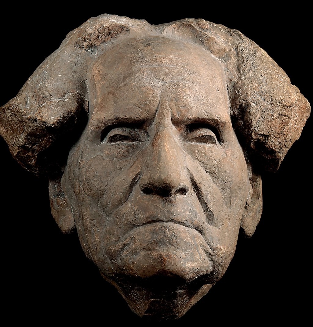 The Image of Saryan in Sculpture